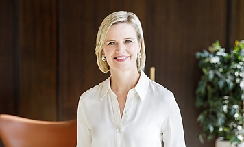 selina short reb nk4x7h