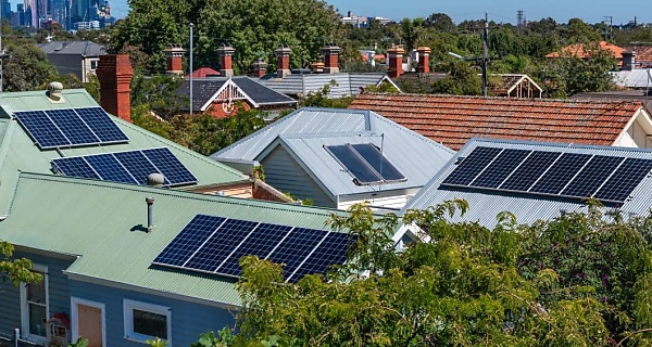 solar panels roof reb lcfesq