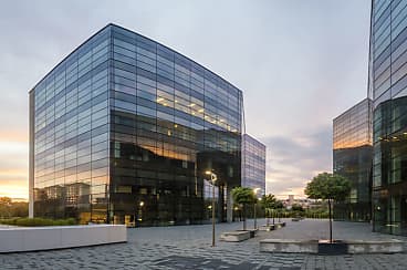 commercial properties myb