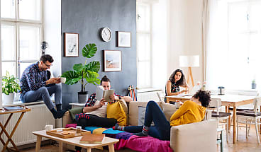 co living sharing concept_spi_ueywsj