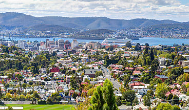 hobart tasmania aerial suburbs_spi_bhim7h