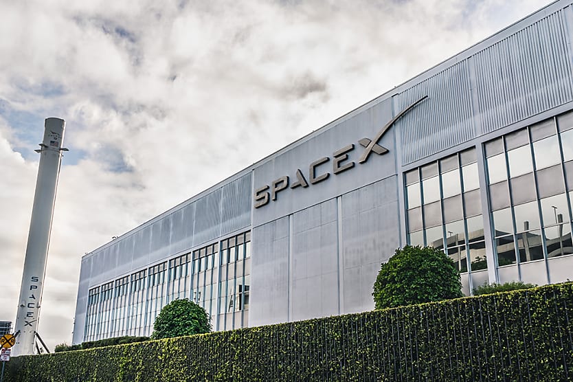 Elon Musk S Spacex Allegedly Sacks Employee With Crohn S For Excessive Toilet Breaks