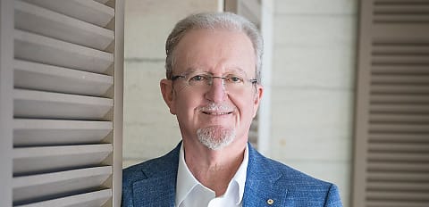 Peter White resigns from FBAA