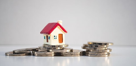 Household wealth tumbles