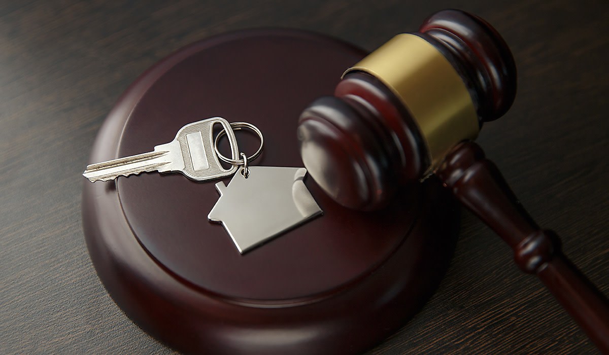 house keys gavel spi wohfiv