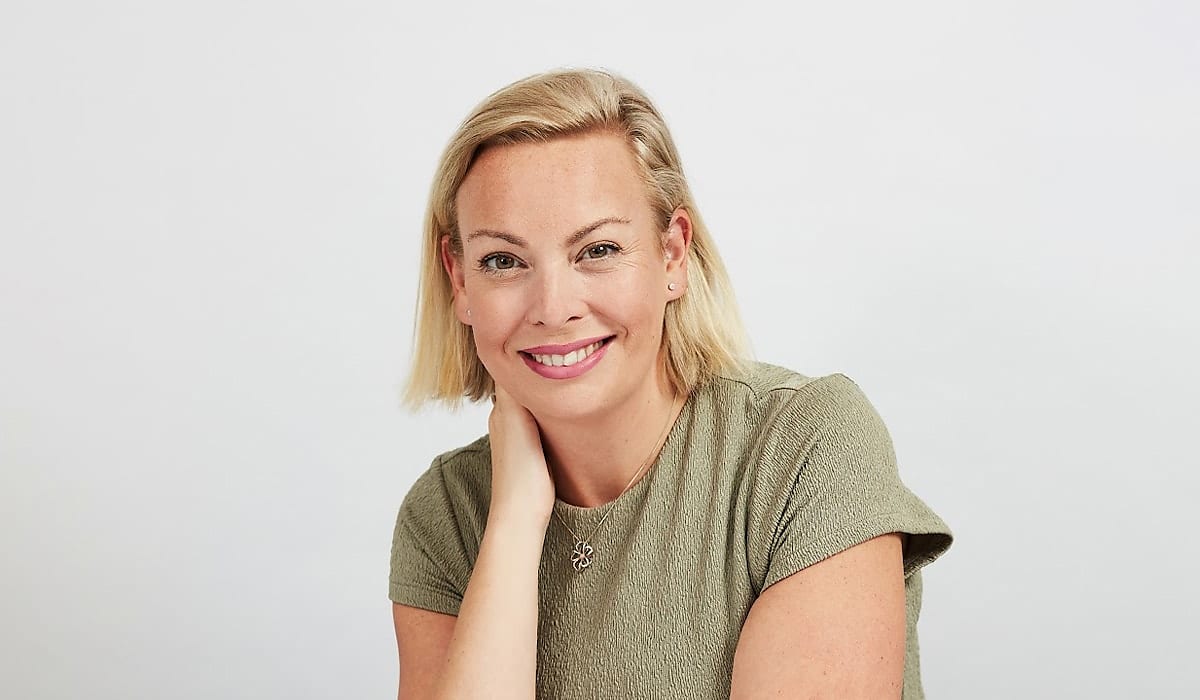anne crarey little real estate spi ua0dy5