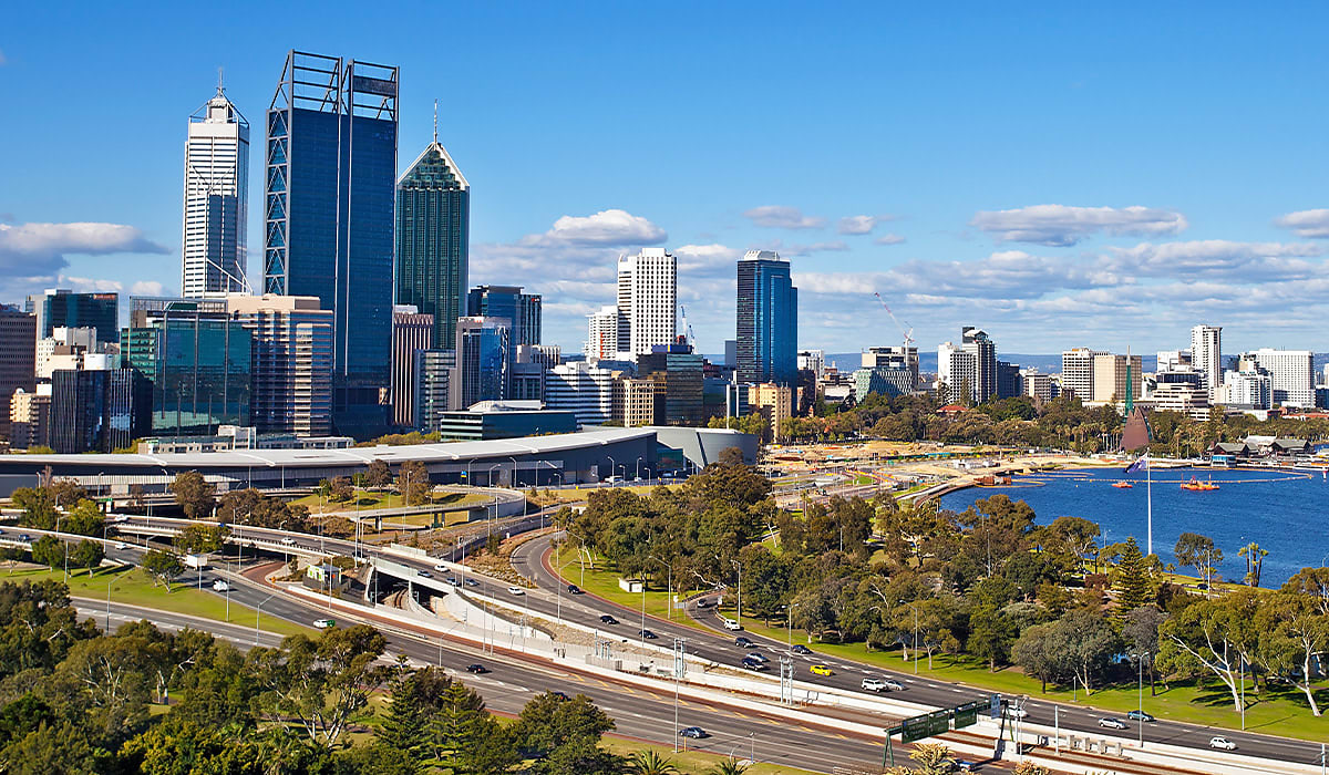 perth skyline sunny spi gpvu9t