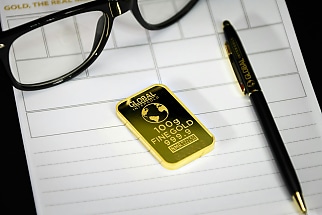 Gold's March tumble: Unpacking the dynamics behind the decline