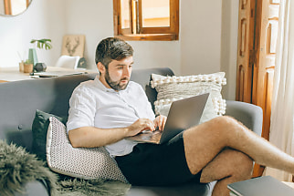 Thriving in the digital age: Maximize your earnings with remote work