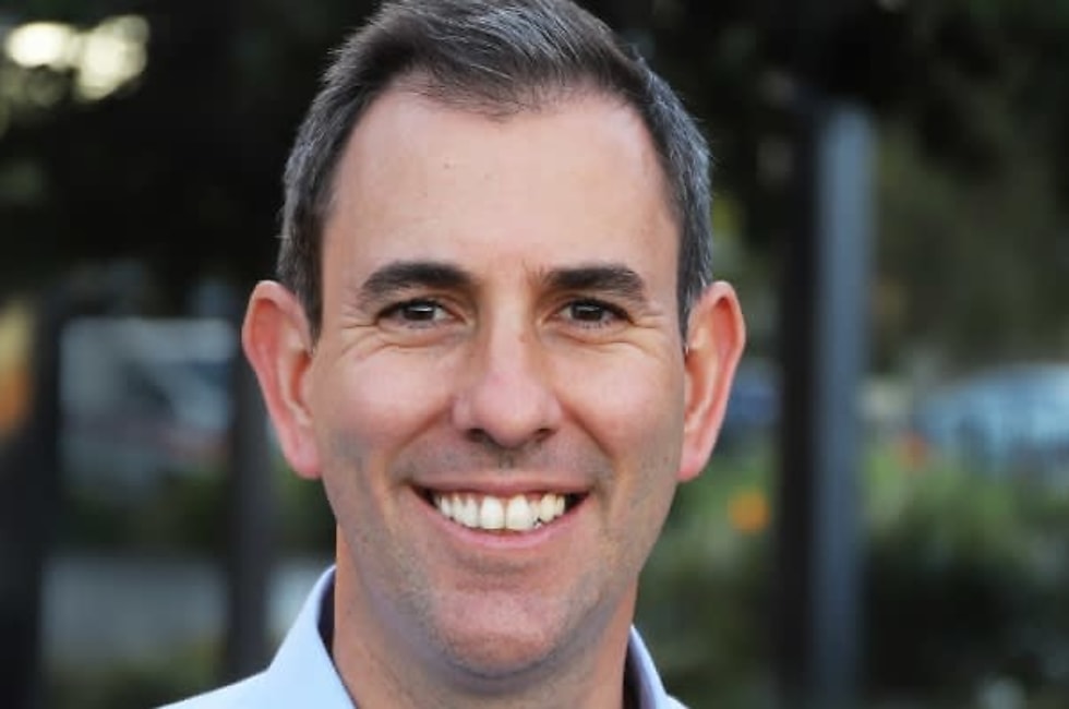 Labor strikes deal with Greens to enable passage of tax changes