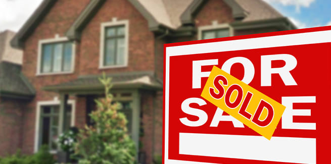 https://res.cloudinary.com/momentum-media-group-pty-ltd/image/upload/v1655087800/Mortgage%20Business/News/sold-sign-mb.jpg