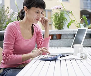 https://res.cloudinary.com/momentum-media-group-pty-ltd/image/upload/v1655195778/ifa/stories/womencalculating_expensescalculator_Sstock_144544262.jpg