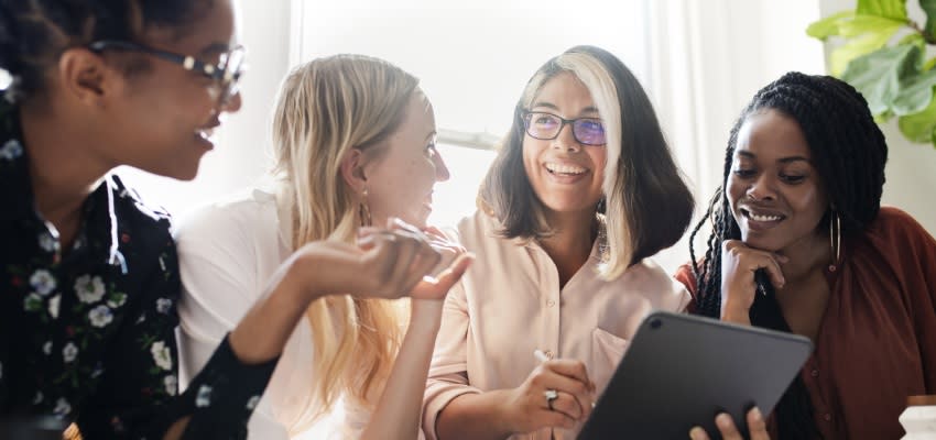 Empowering women through financial confidence: The vital role of advisers - Vimarsana News