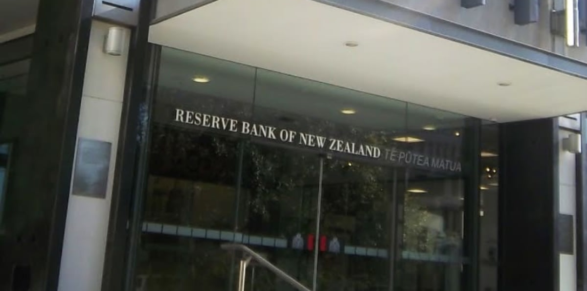 NZ Reserve Bank throws 50 bps at cash rate - Vimarsana News