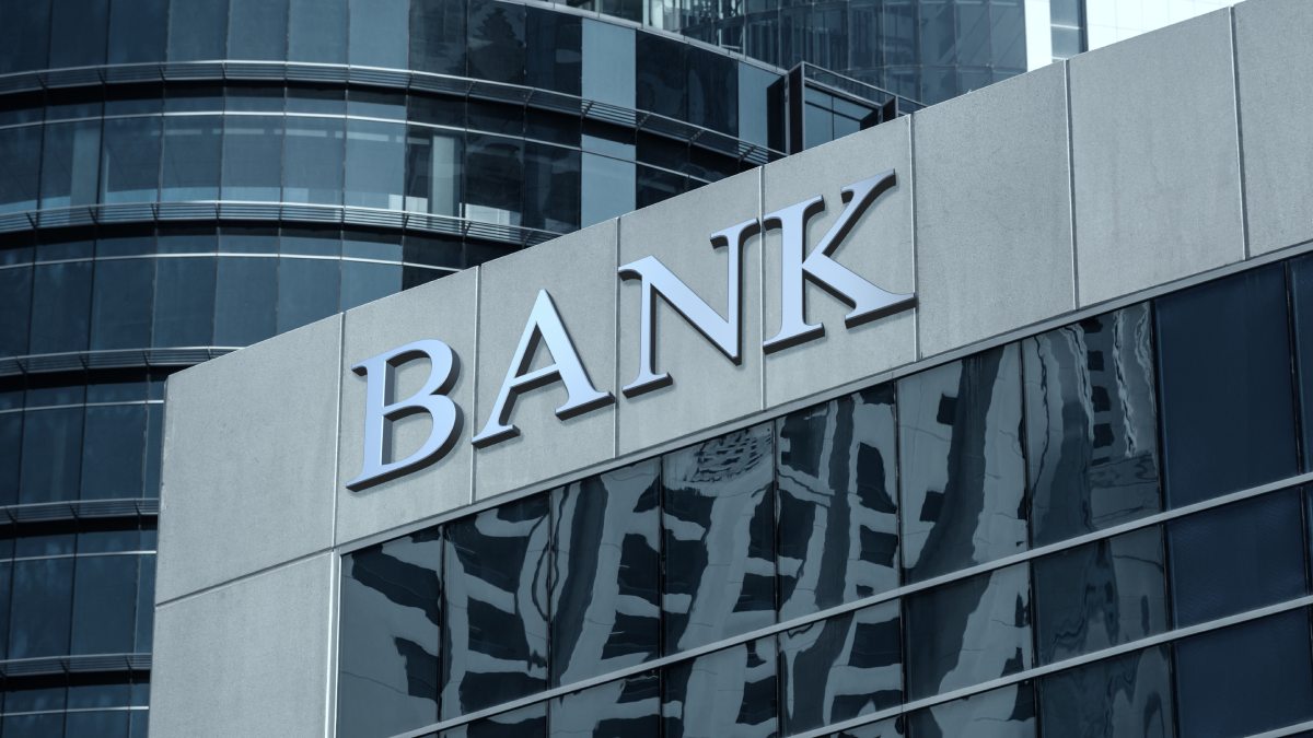 https://res.cloudinary.com/momentum-media-group-pty-ltd/image/upload/v1680491241/Money%20Management/bank-building-mm_k8ml0f.jpg
