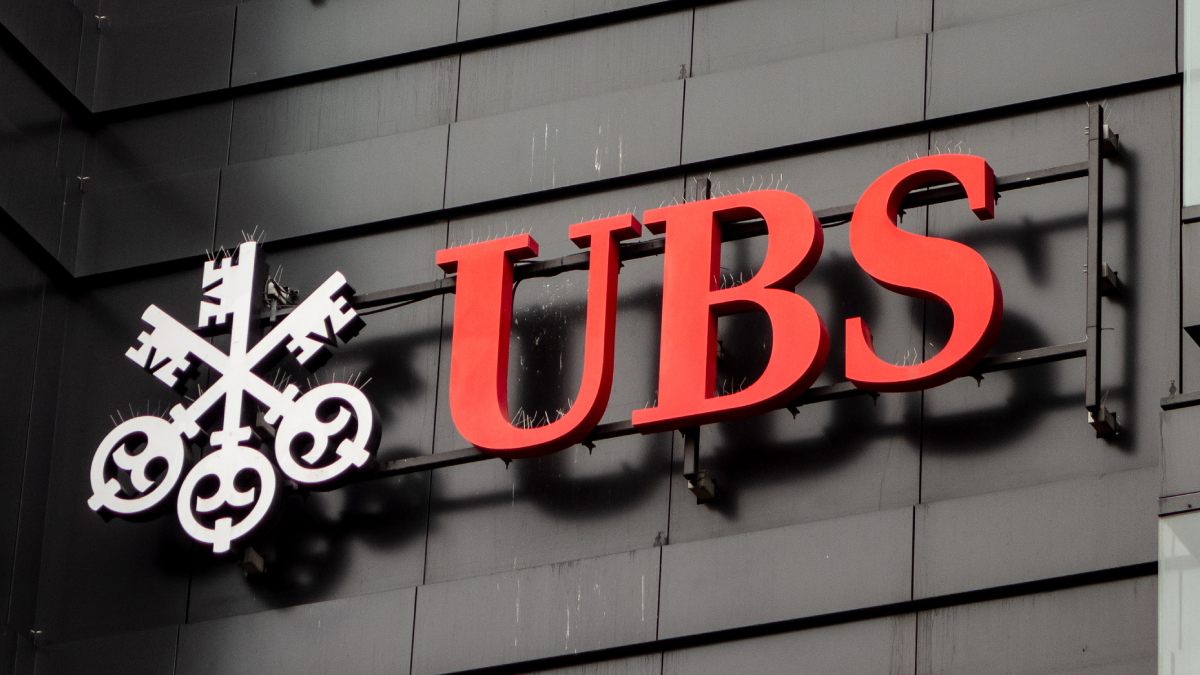 https://res.cloudinary.com/momentum-media-group-pty-ltd/image/upload/v1680674367/Money%20Management/UBS-bank-sign-mm_ve8fff.jpg