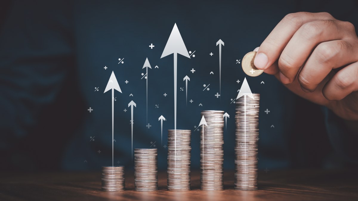 https://res.cloudinary.com/momentum-media-group-pty-ltd/image/upload/v1681189772/Money%20Management/arrow-up-finance-mm_fekuaq.jpg