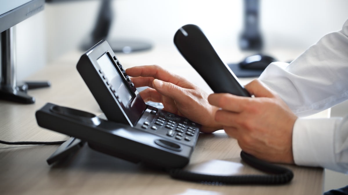 https://res.cloudinary.com/momentum-media-group-pty-ltd/image/upload/v1682664402/Money%20Management/telephone-call-mm_qvtctt.jpg