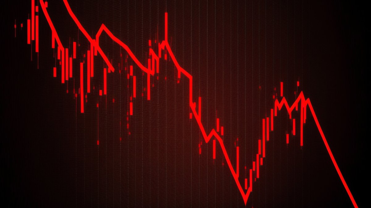 https://res.cloudinary.com/momentum-media-group-pty-ltd/image/upload/v1683003936/Money%20Management/decline-graph-drop-mm_qmj6bg.jpg