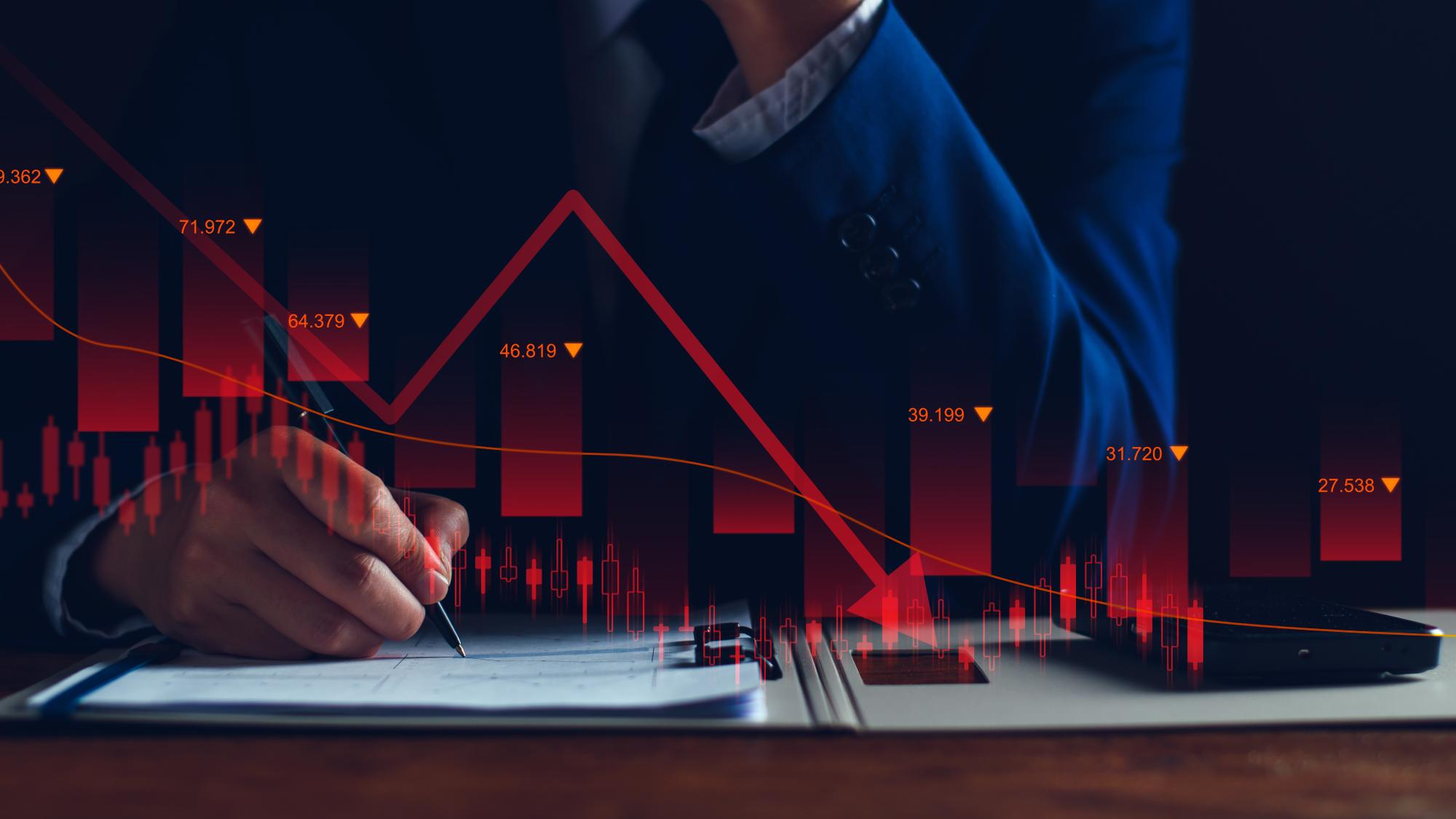 https://res.cloudinary.com/momentum-media-group-pty-ltd/image/upload/v1684907341/Money%20Management/recession-risk-mm_i4uyha.jpg