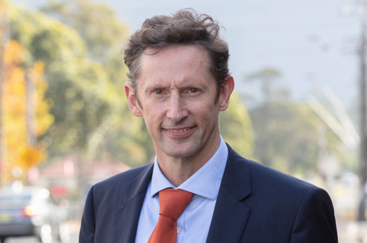 https://res.cloudinary.com/momentum-media-group-pty-ltd/image/upload/v1697069476/Investor%20Daily/stephen-jones-id_drxrnr.jpg