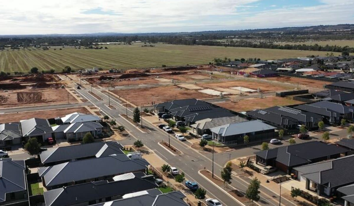 Dark roofs out at major SA development - Vimarsana News