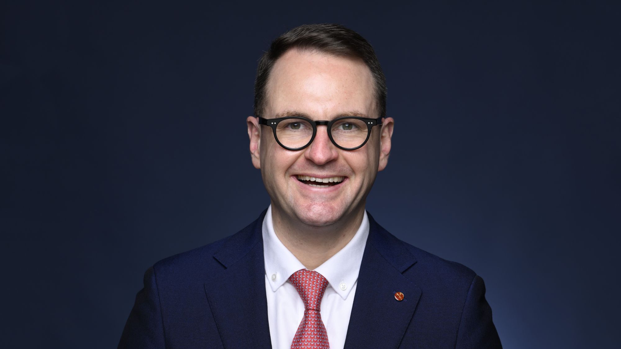 https://res.cloudinary.com/momentum-media-group-pty-ltd/image/upload/v1708663552/Money%20Management/andrew-bragg-mm_jjzck0.jpg