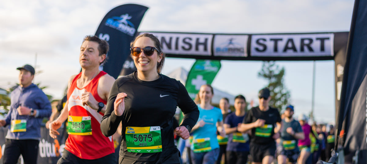 adelaide marathon start line ta tqlniu