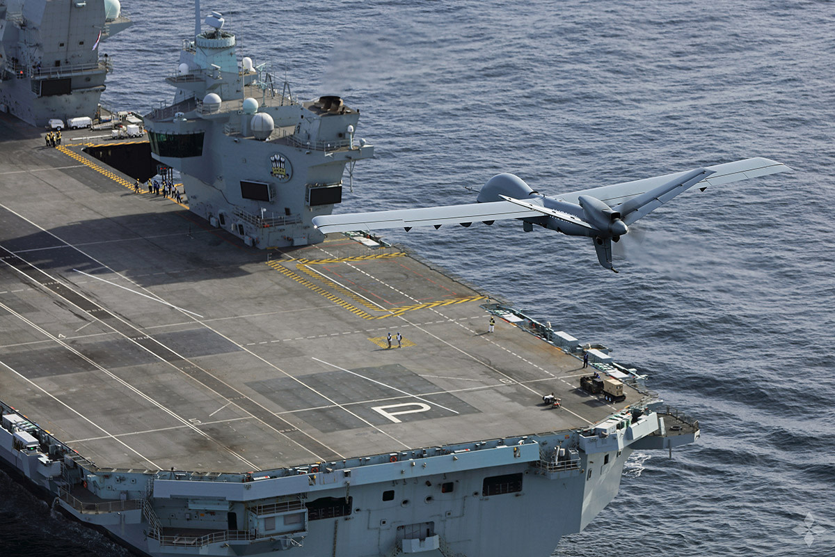 Gray Eagle STOL demonstrating its short takeoff and landing capability on the Royal Navy&rsquo;s HMS Prince of Wales aircraft carrier on November 15, 2023. 