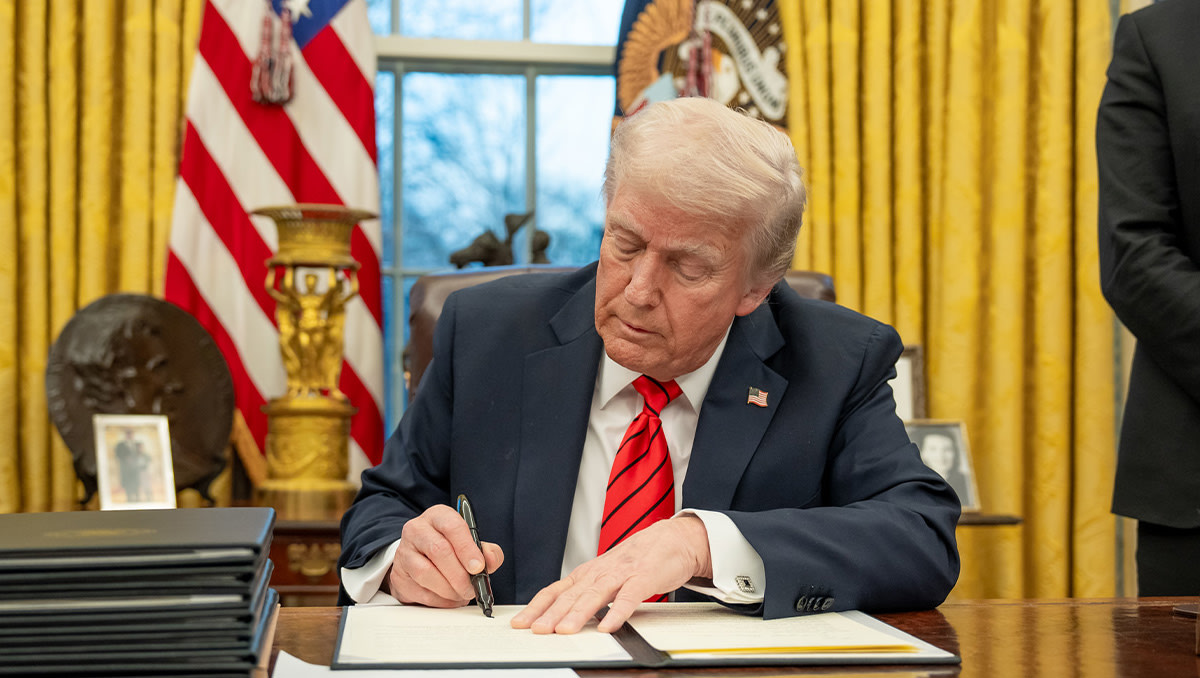 Trump administration announces $1bn offensive hacking operation spend