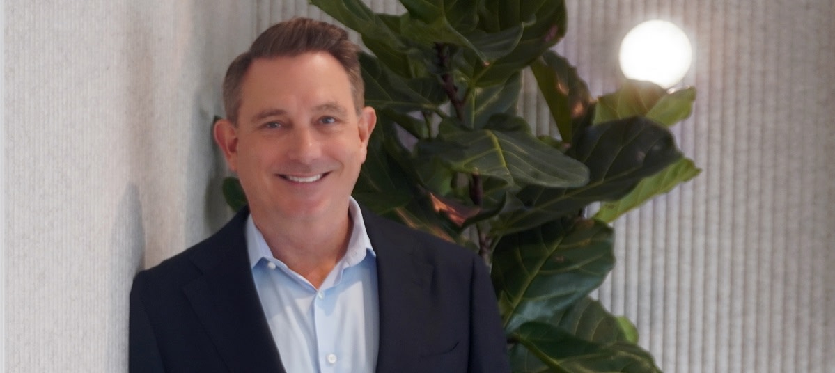 ewen stafford ceo lmg ovlmzs