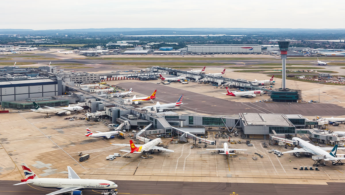 Travellers warned to beware of scams following Heathrow airport outage