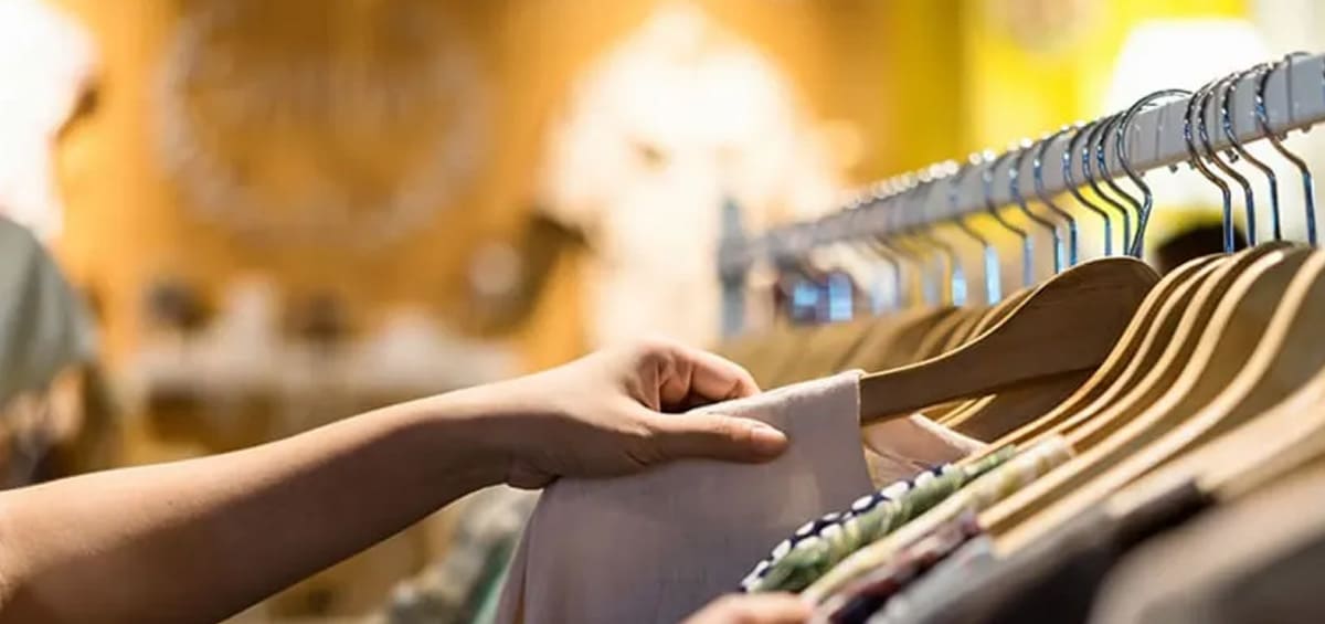 No socks, no leads: How agents can dress for success