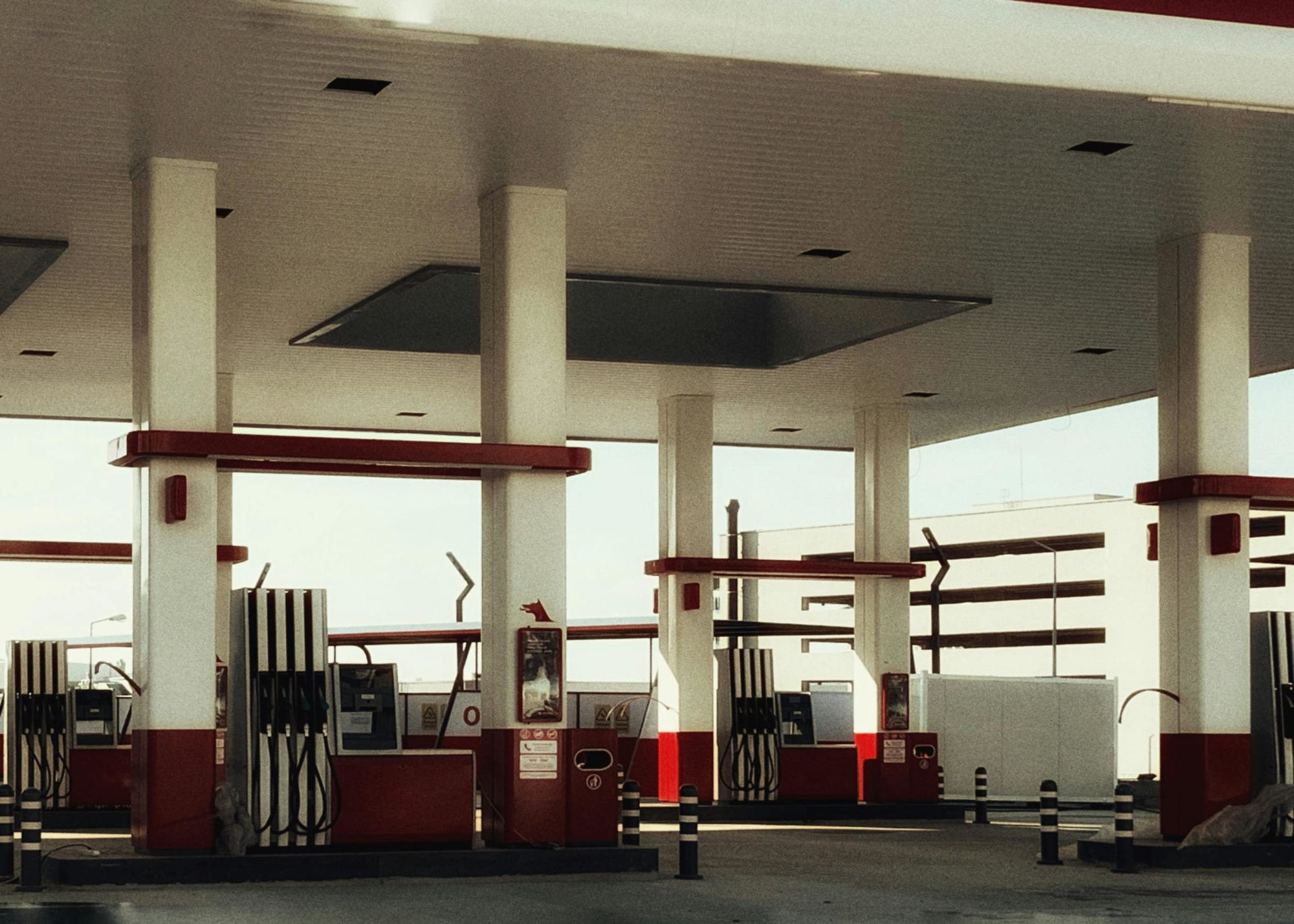 Flight disruptions feared as fuel prices soar and geopolitical tensions rise