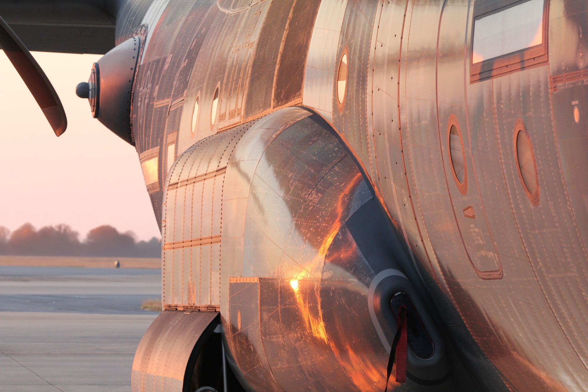 MAKO secures capital funding for Flightfilm drag-reducing adhesive aviation film