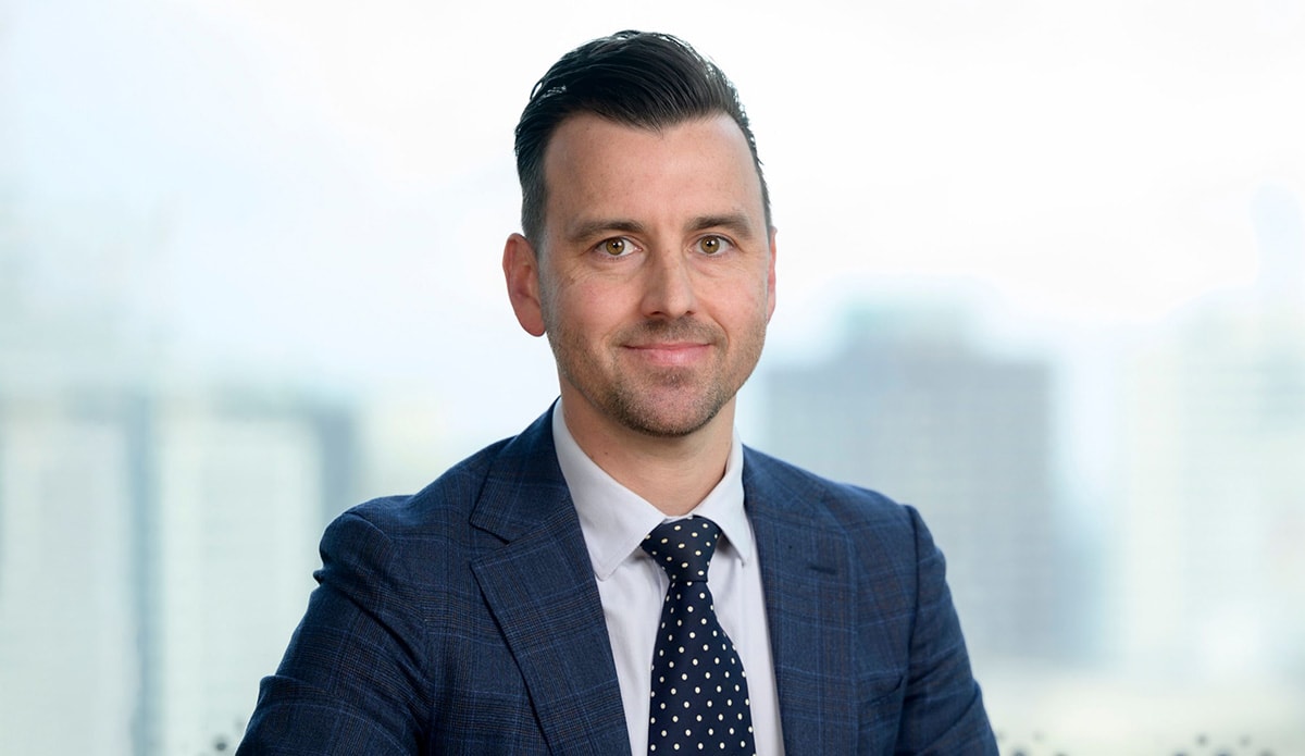 Beyond the brief: Reclaiming the lawyer's public role