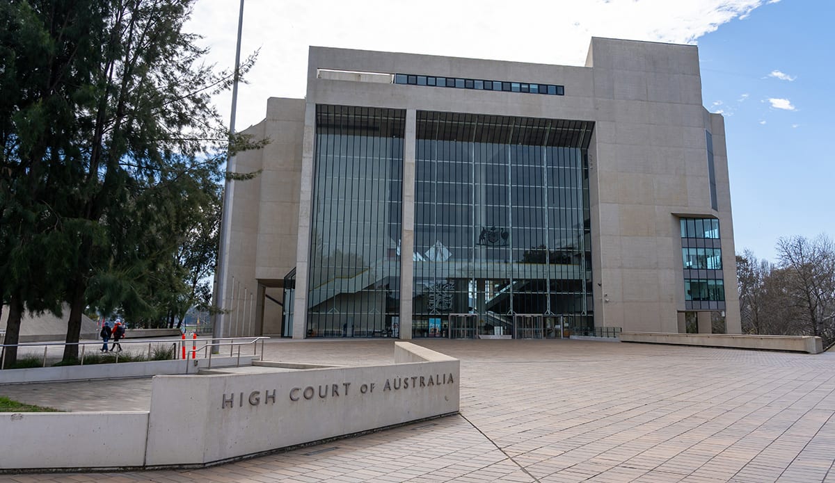 High Court rejects bid to revive damages claim against negligent lawyers