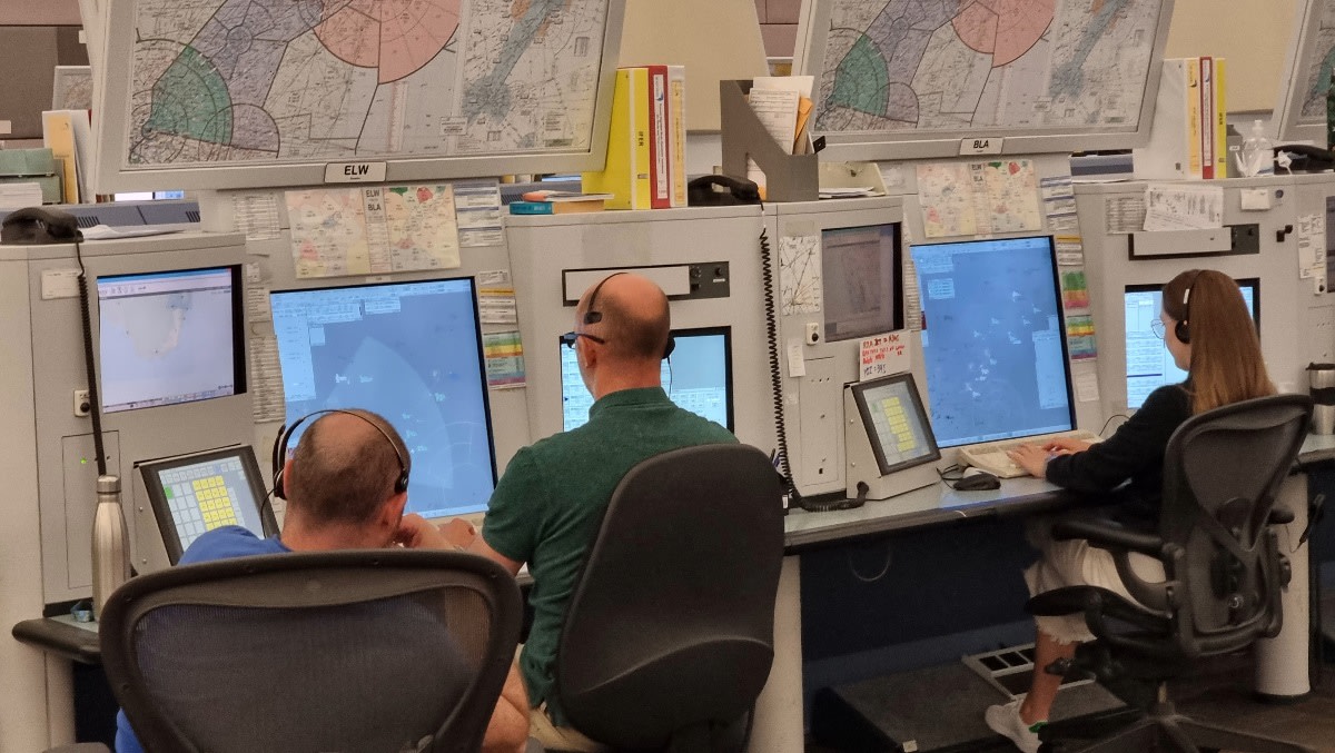 Airservices expands international trial of flexible routing ...