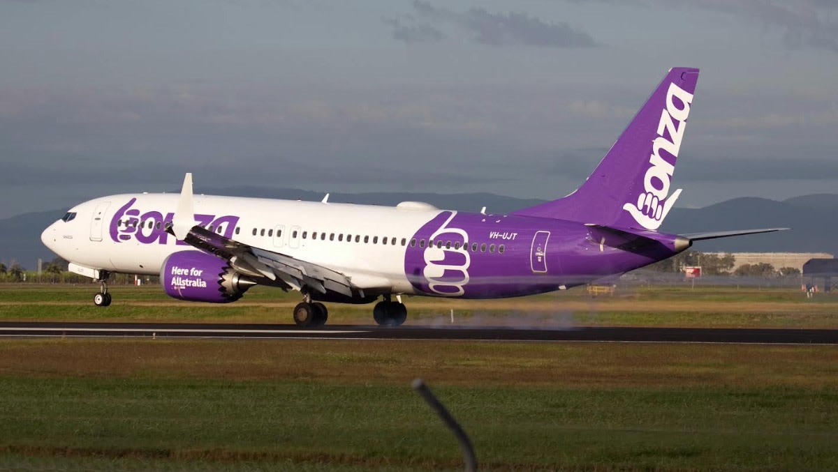 Bonza still working to restart flights as grounding extended 
