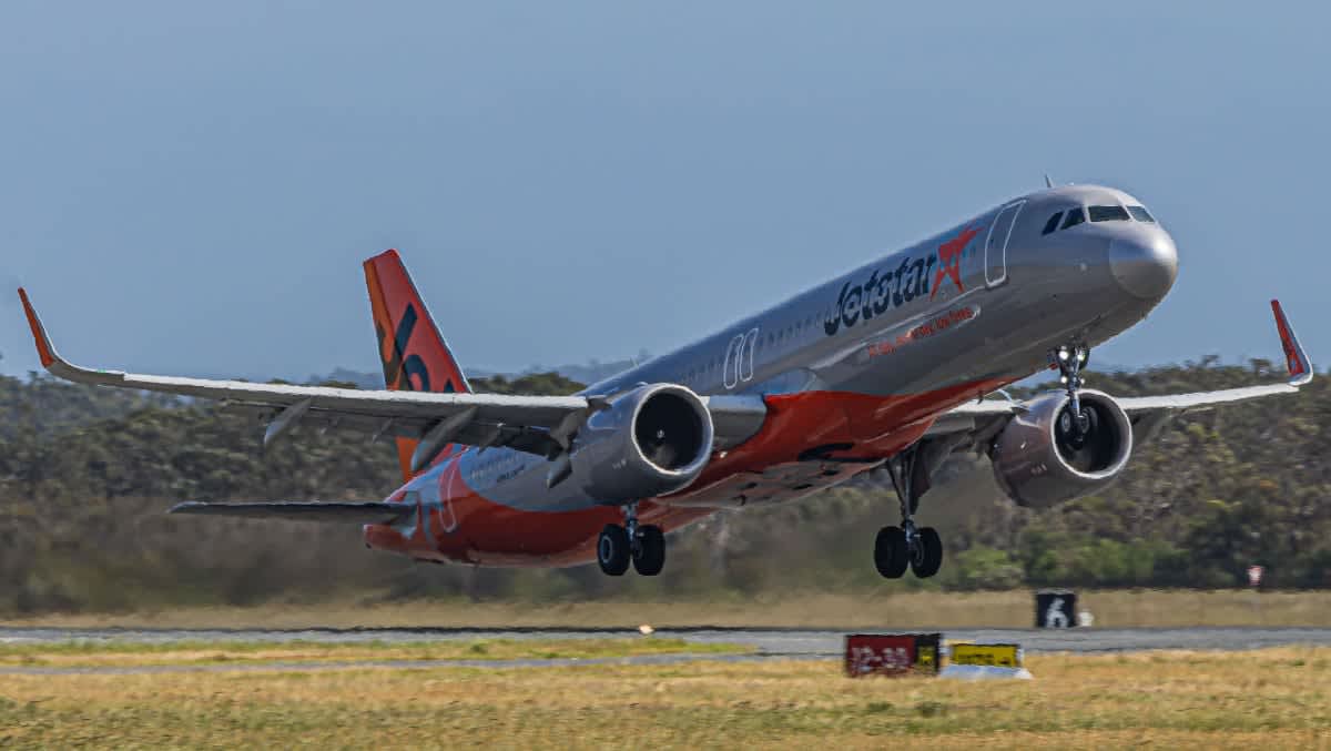 Newcastle welcomes first year-round international flights