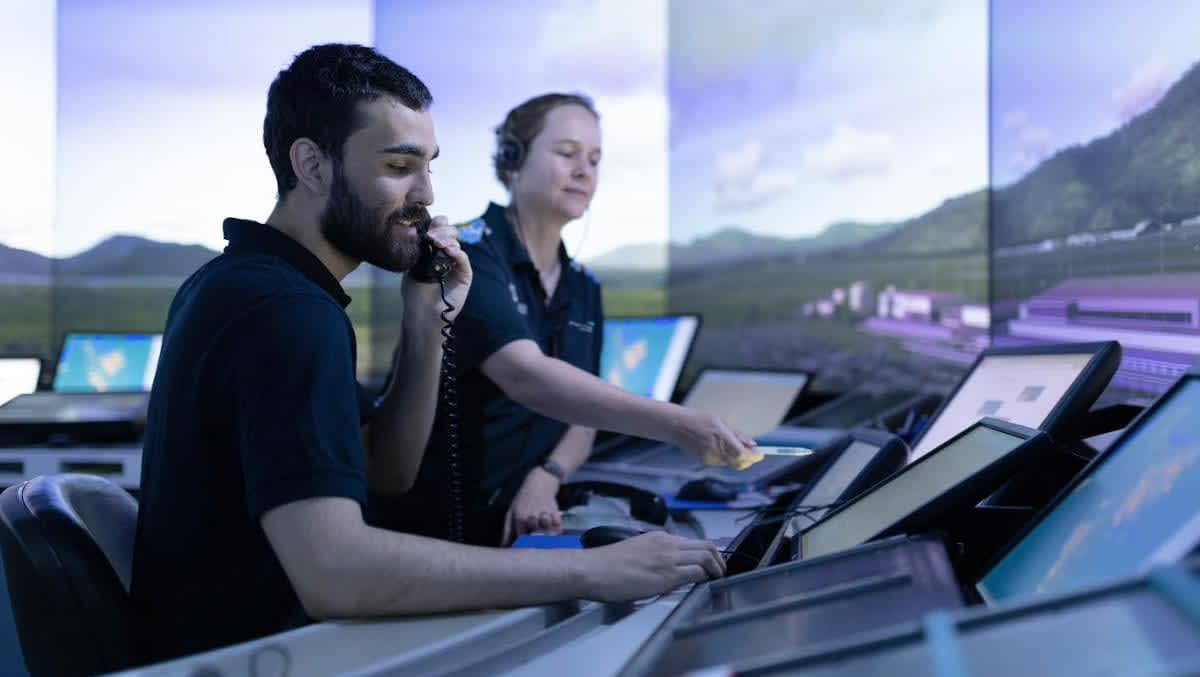 Airservices renews ATC training contract with Airways NZ