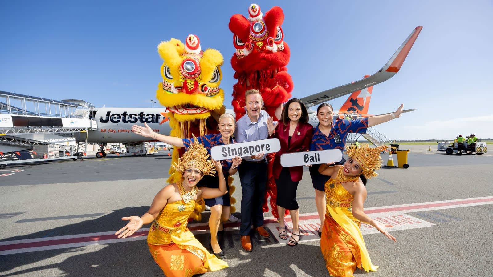 First Jetstar flight connects Sunshine Coast with Singapore ...