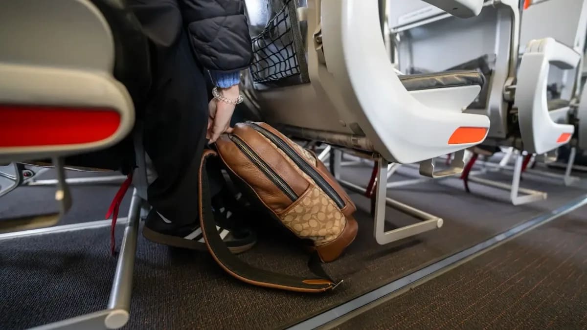 Jetstar dumps weight-based cabin baggage rules