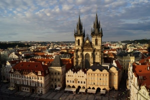 Etihad Airways to launch flights to Warsaw and Prague in 2025