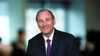 New Qantas chairman will now start on Monday