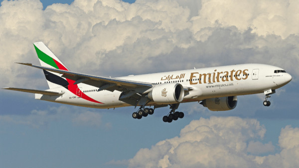 [Image: emirates_777-200lr_t897ig.png?_i=AA]