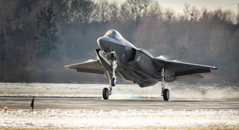 Dutch F-35s intercept Russian aircraft formation near Poland