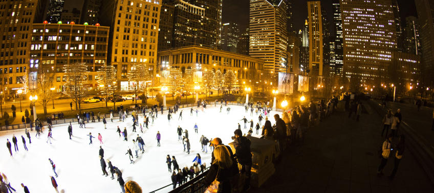 7 Best Outdoor Ice Skating Rinks in Chicago - Mommy Nearest