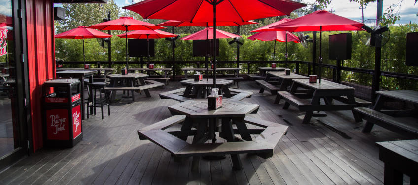 7 Kid-Friendly Restaurants with Patios in Houston - Mommy Nearest