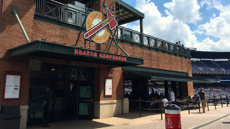 Atlanta Braves - Batting practice is in good hands. #BravesST